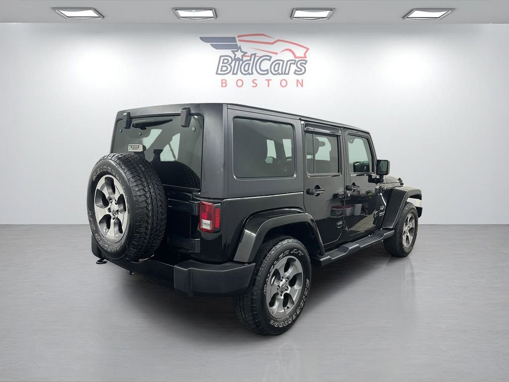 Used 2017 Jeep Wrangler Unlimited Sahara w/ Connectivity Group image 4