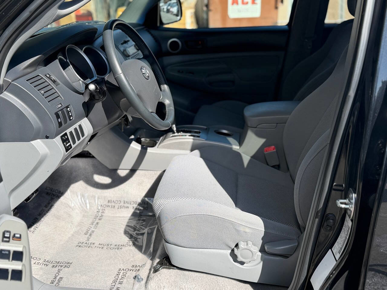 Used 2008 Toyota Tacoma PreRunner image 8