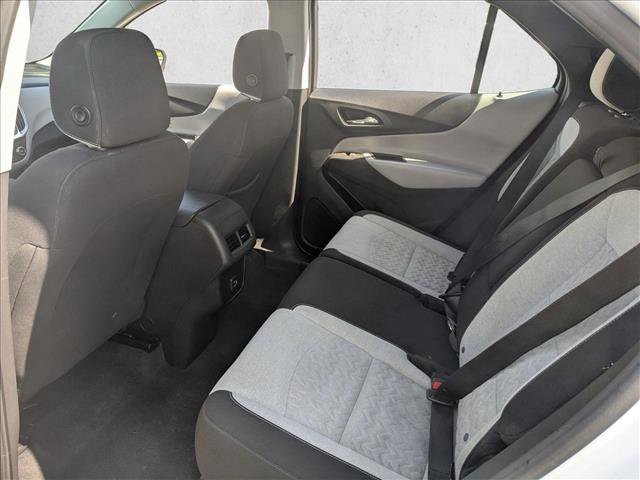 Used 2022 Chevrolet Equinox LS AWD/4WD image 15