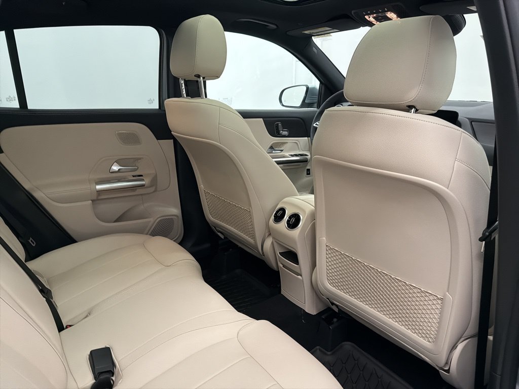 Used 2026 Mercedes-Benz GLA 250 image 24