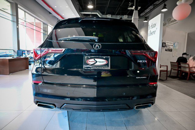 Used 2023 Acura MDX A-Spec AWD/4WD image 6
