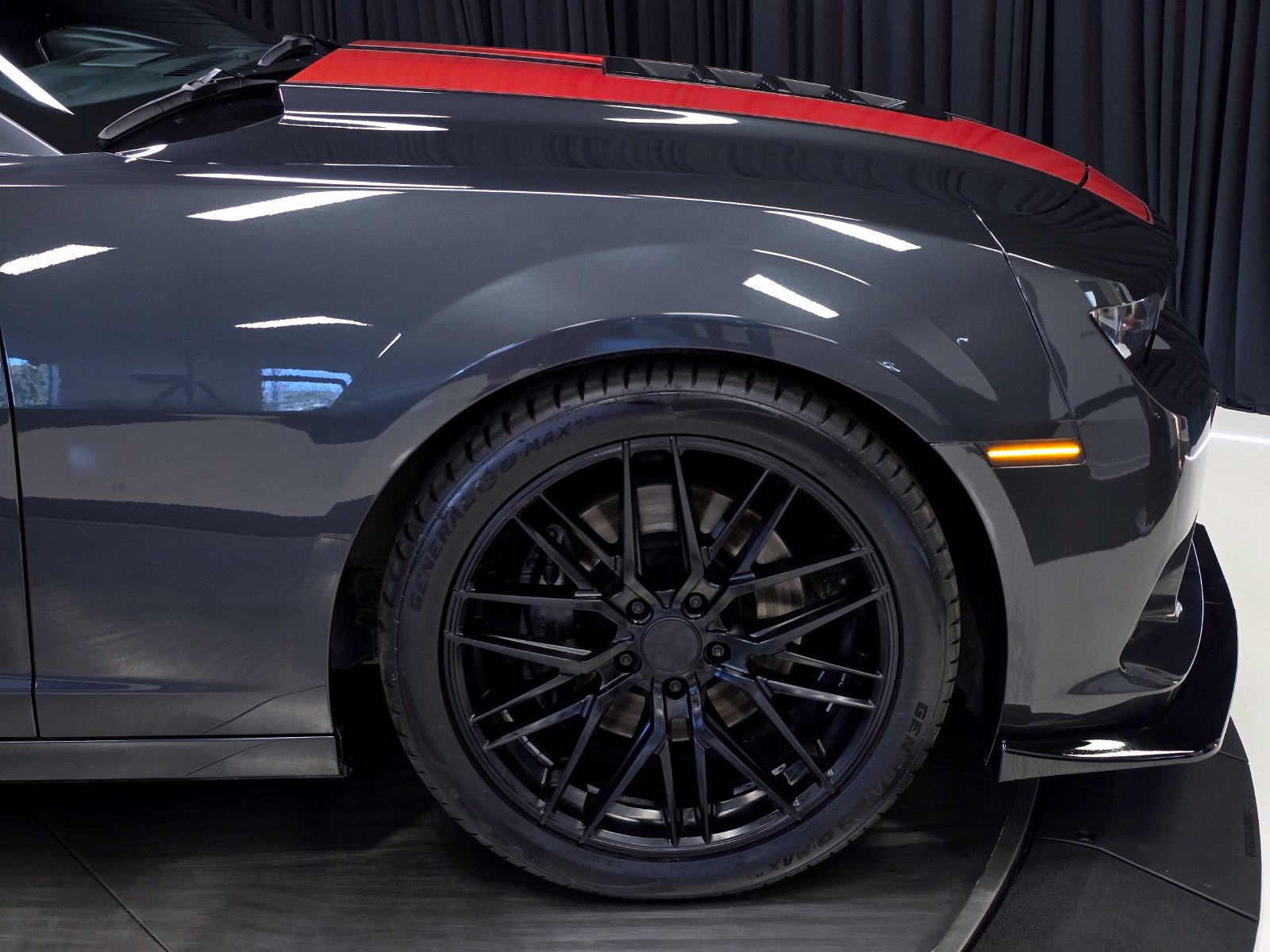 Used 2015 Chevrolet Camaro SS RWD image 42