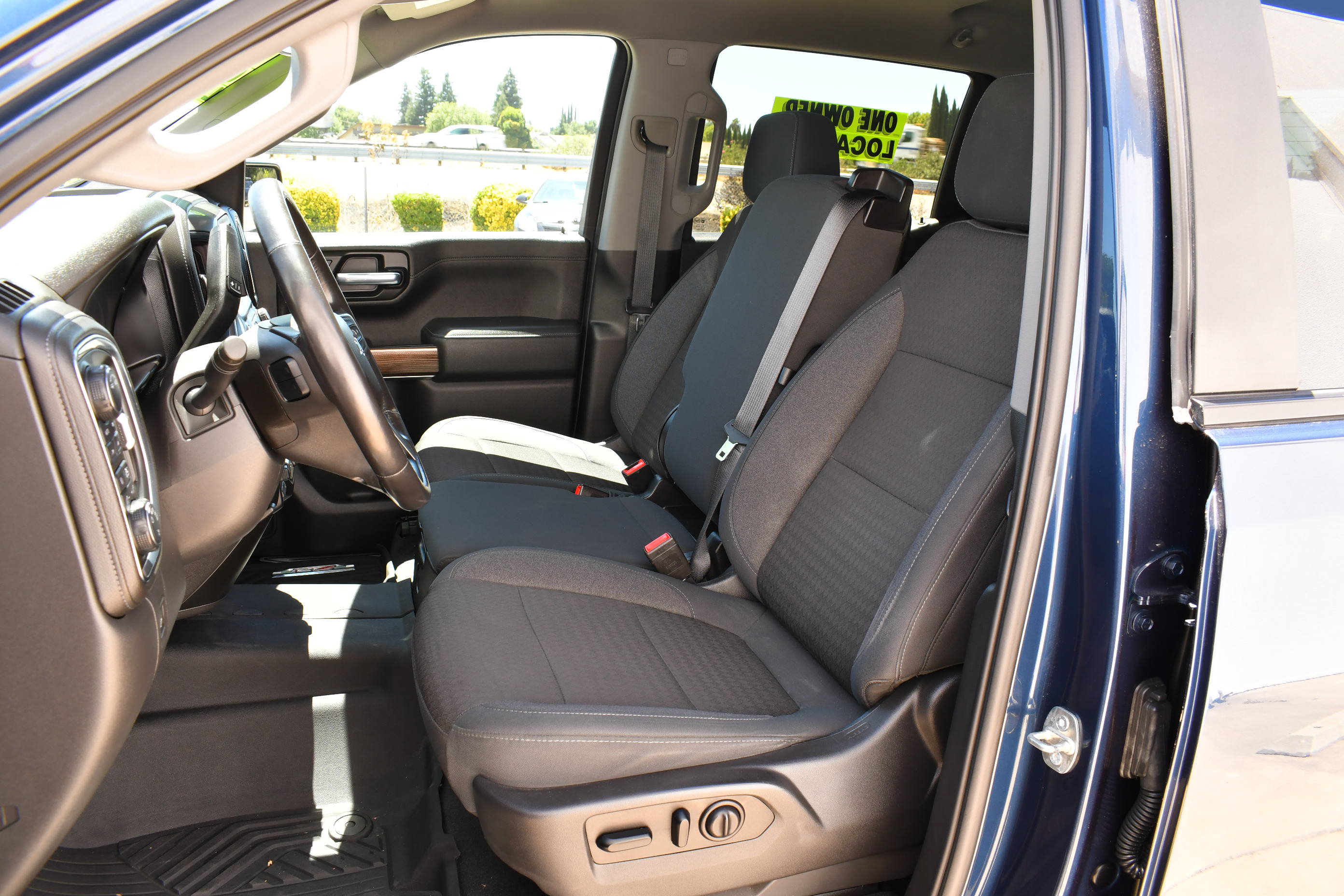 Used 2020 Chevrolet Silverado 1500 RST AWD/4WD image 21