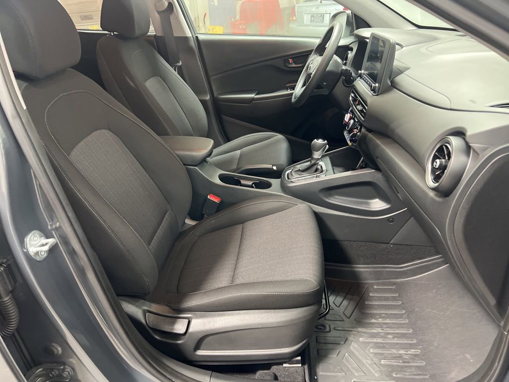 Used 2023 Hyundai Kona SEL image 10