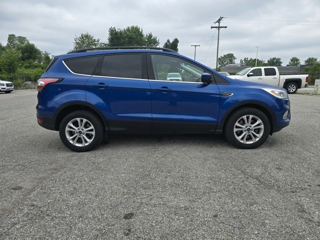 Used 2018 Ford Escape SEL image 2