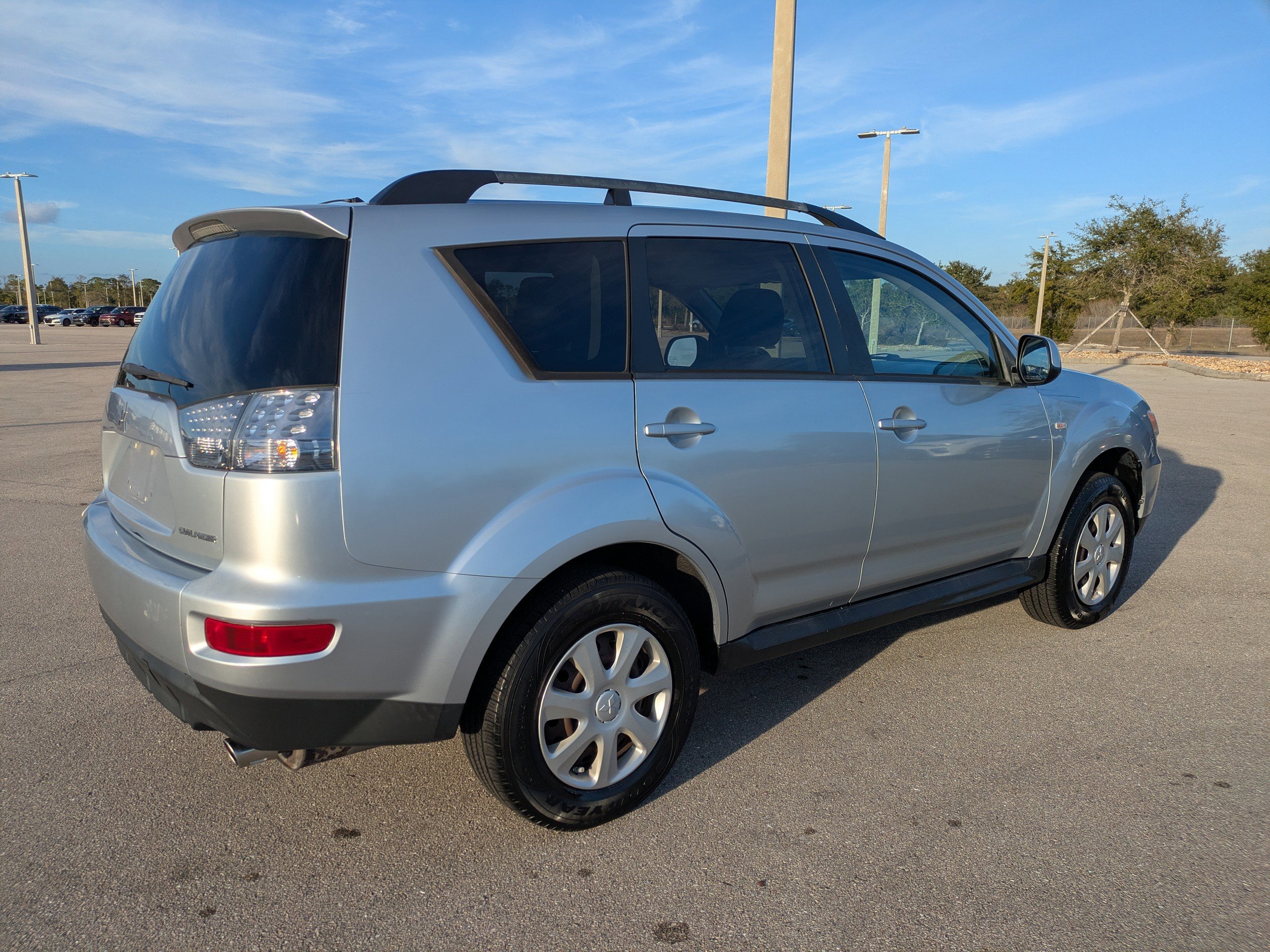 Used 2012 Mitsubishi Outlander ES image 5