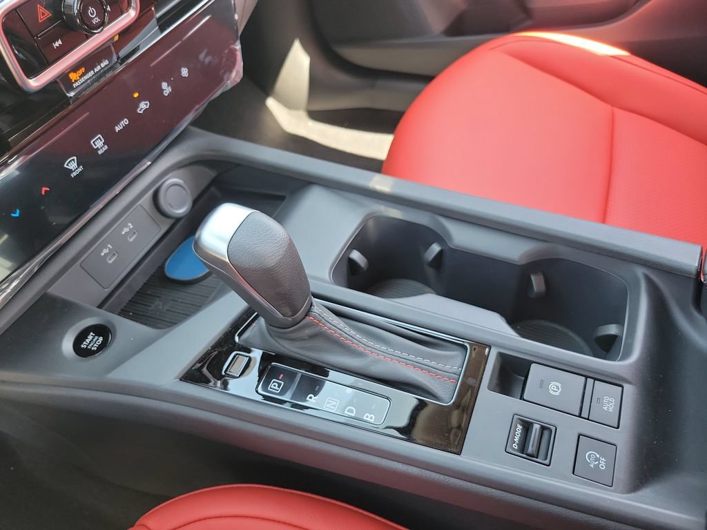 New 2027 Nissan Sentra SR w/ Floor Mat Package FWD image 10