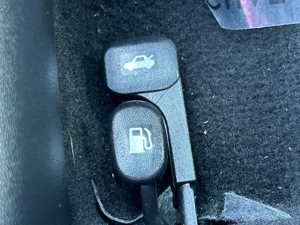 Used 2022 Hyundai Elantra SEL w/ Convenience Package image 37