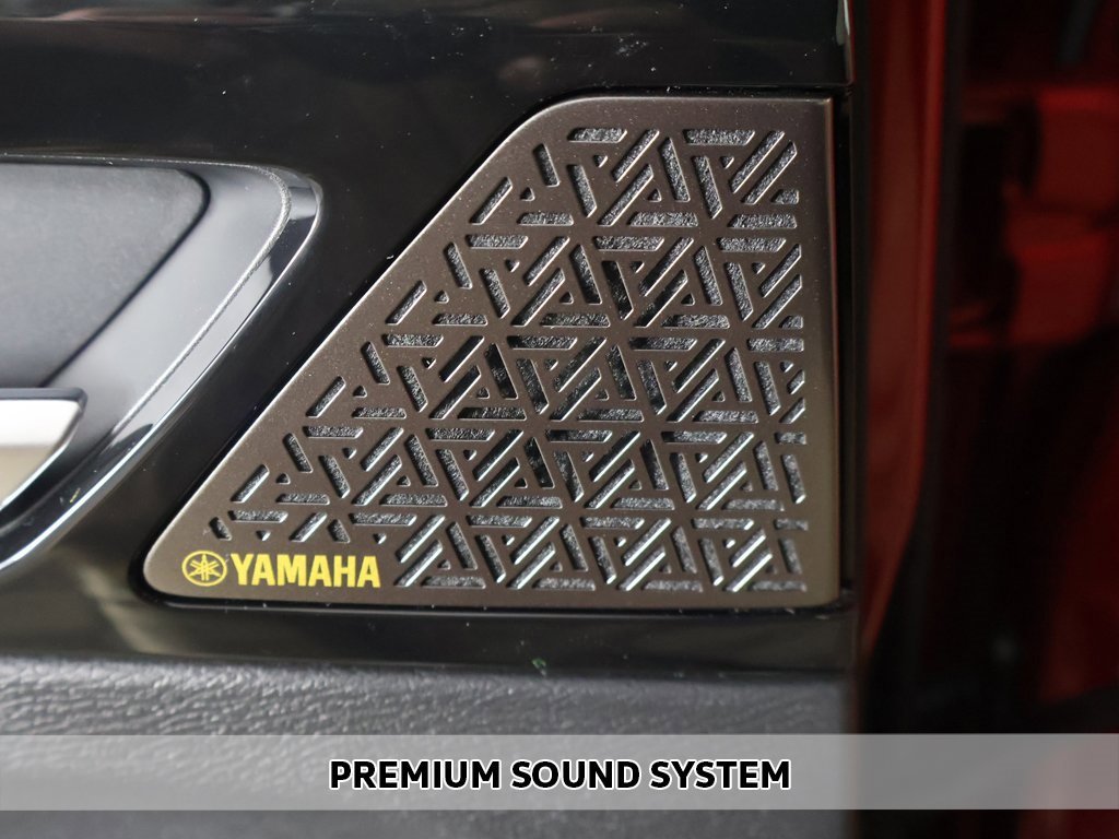 New 2026 Mitsubishi Outlander SEL image 5