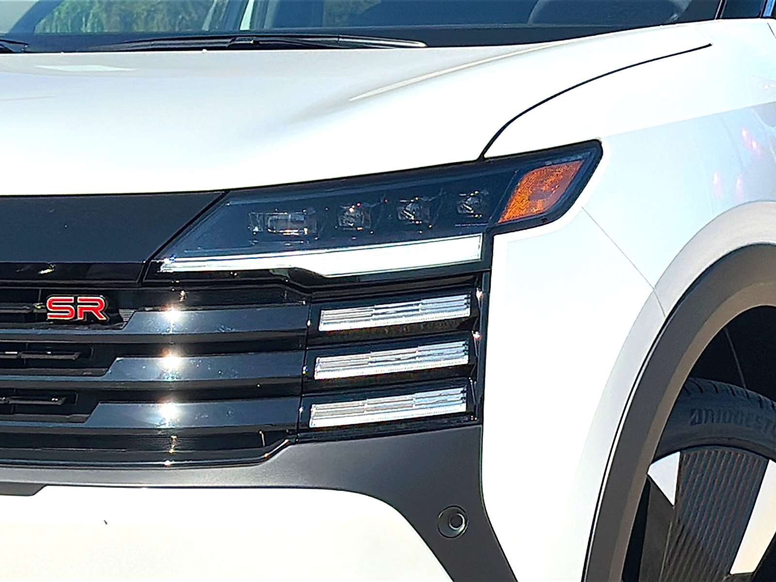 New 2026 Nissan Kicks SR image 4