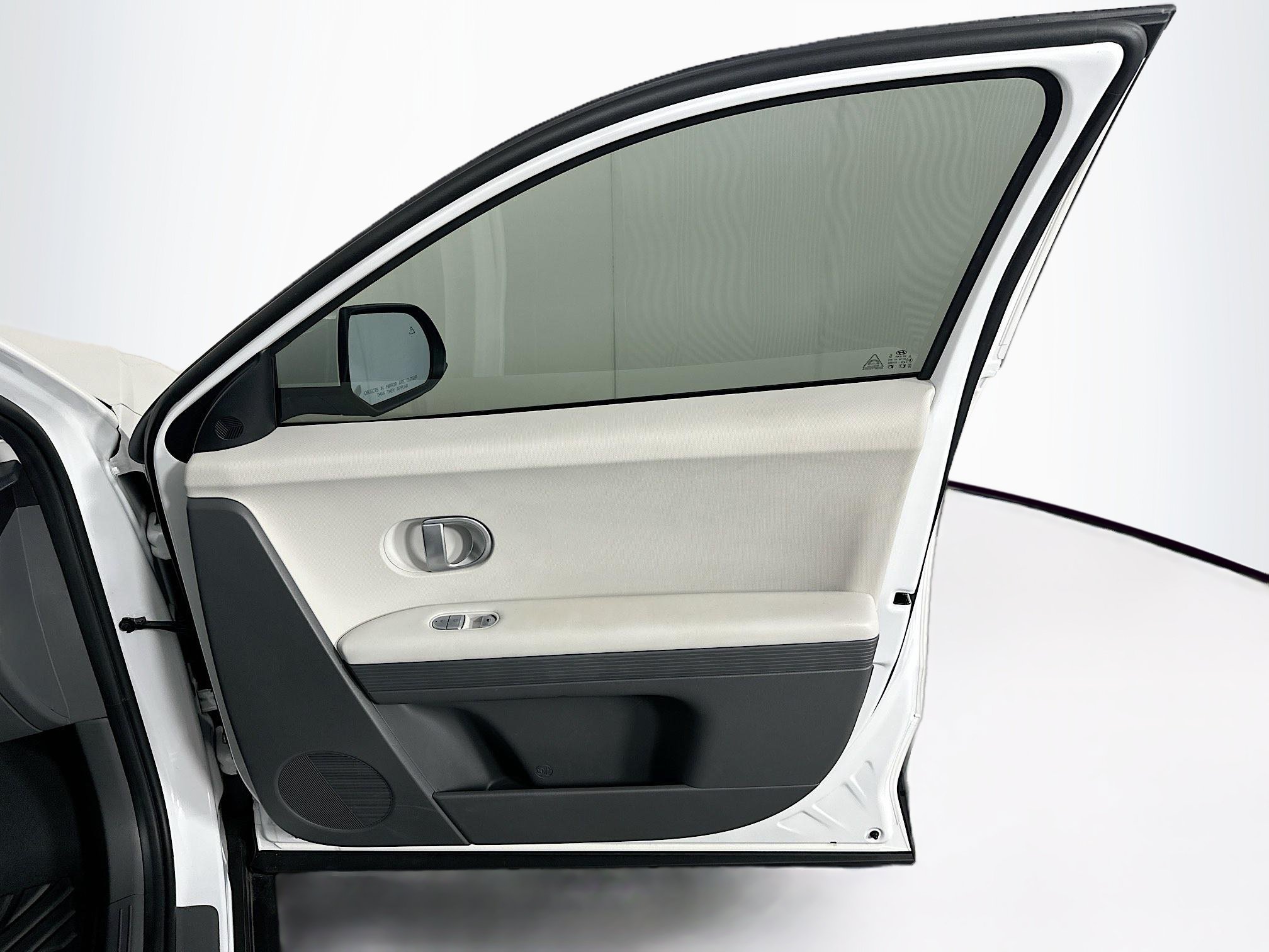 Used 2023 Hyundai Ioniq 5 SE AWD/4WD image 31