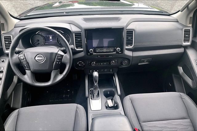 Used 2024 Nissan Frontier SV w/ SV Convenience Package image 7