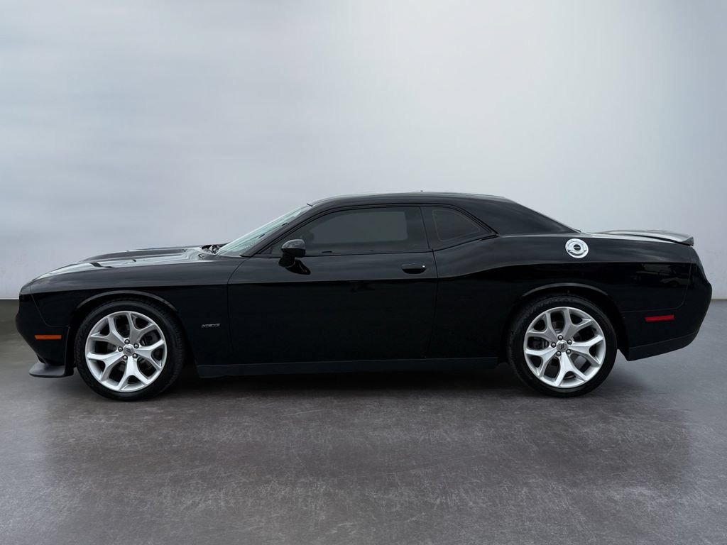 Used 2019 Dodge Challenger R/T RWD image 6