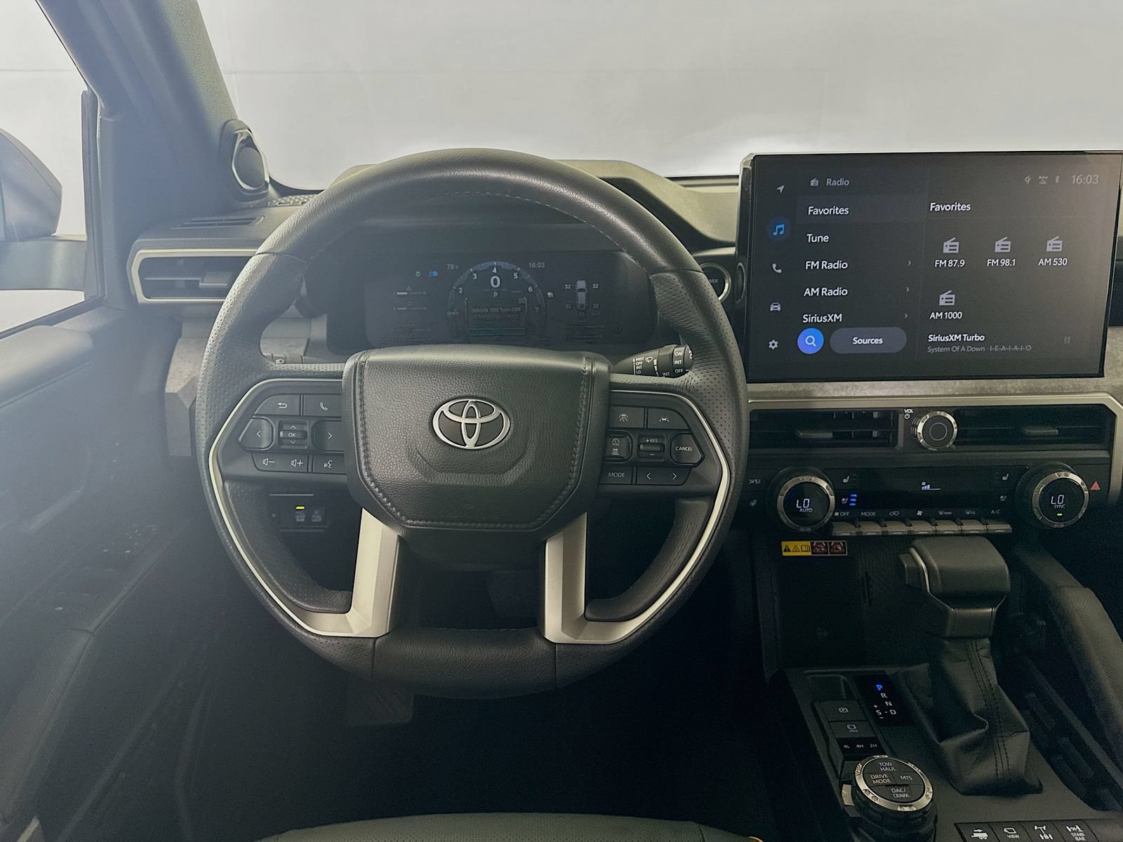 Used 2025 Toyota 4Runner Trailhunter AWD/4WD image 16