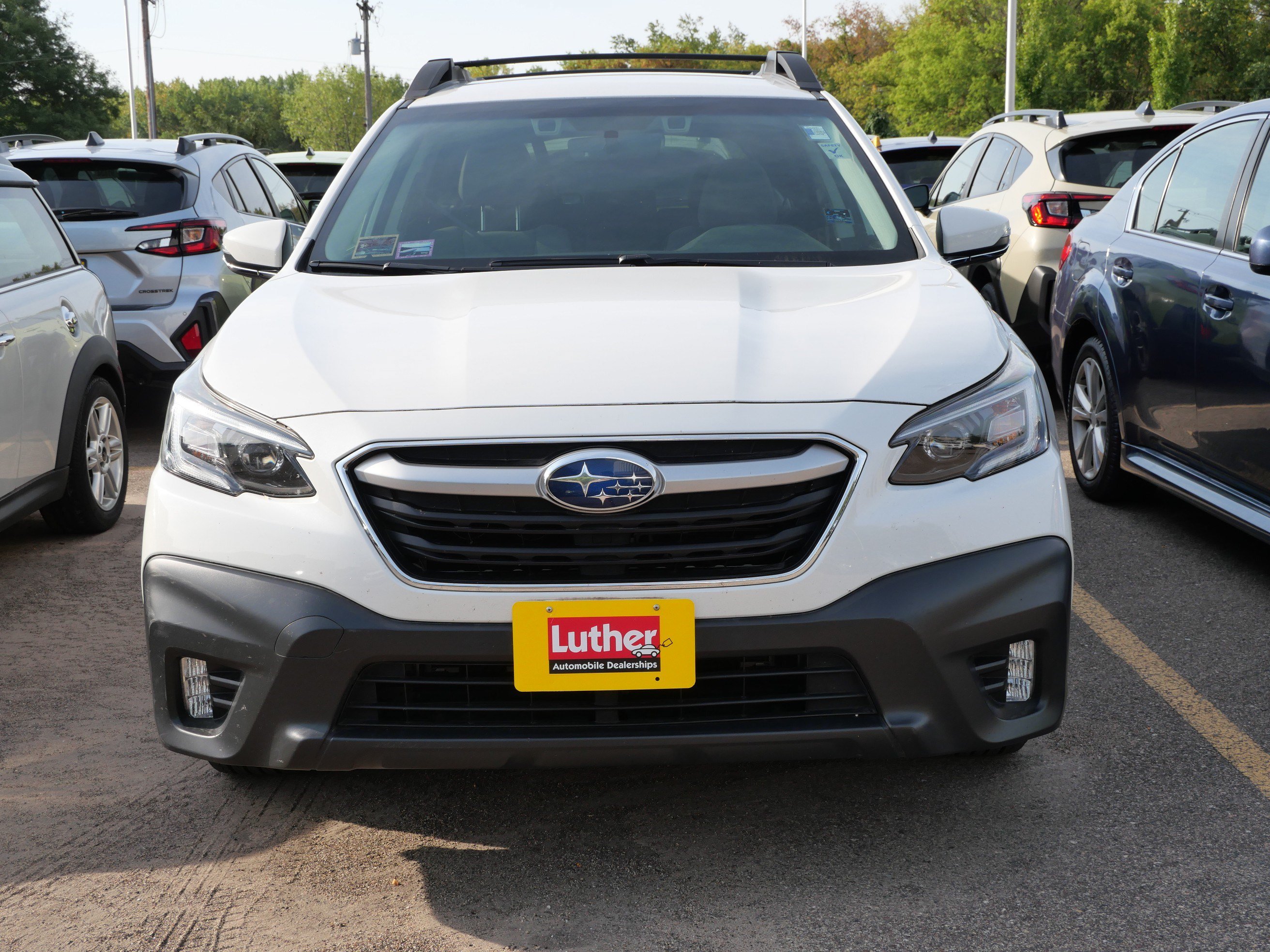 Used 2021 Subaru Outback Premium w/ Popular Package #1 AWD/4WD image 2