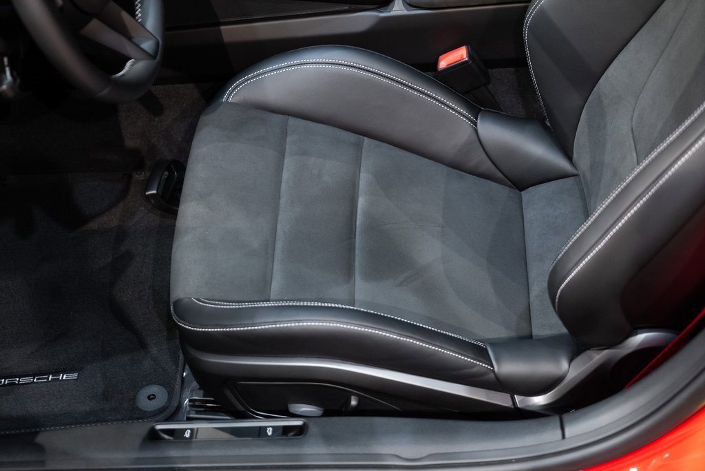 Used 2023 Porsche 911 GT3 image 18