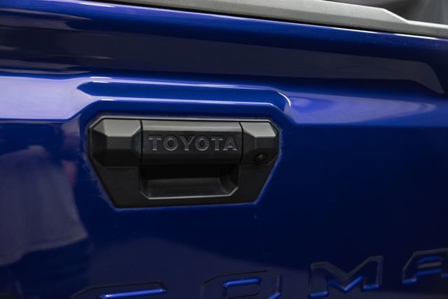 Used 2025 Toyota Tacoma TRD Sport image 9