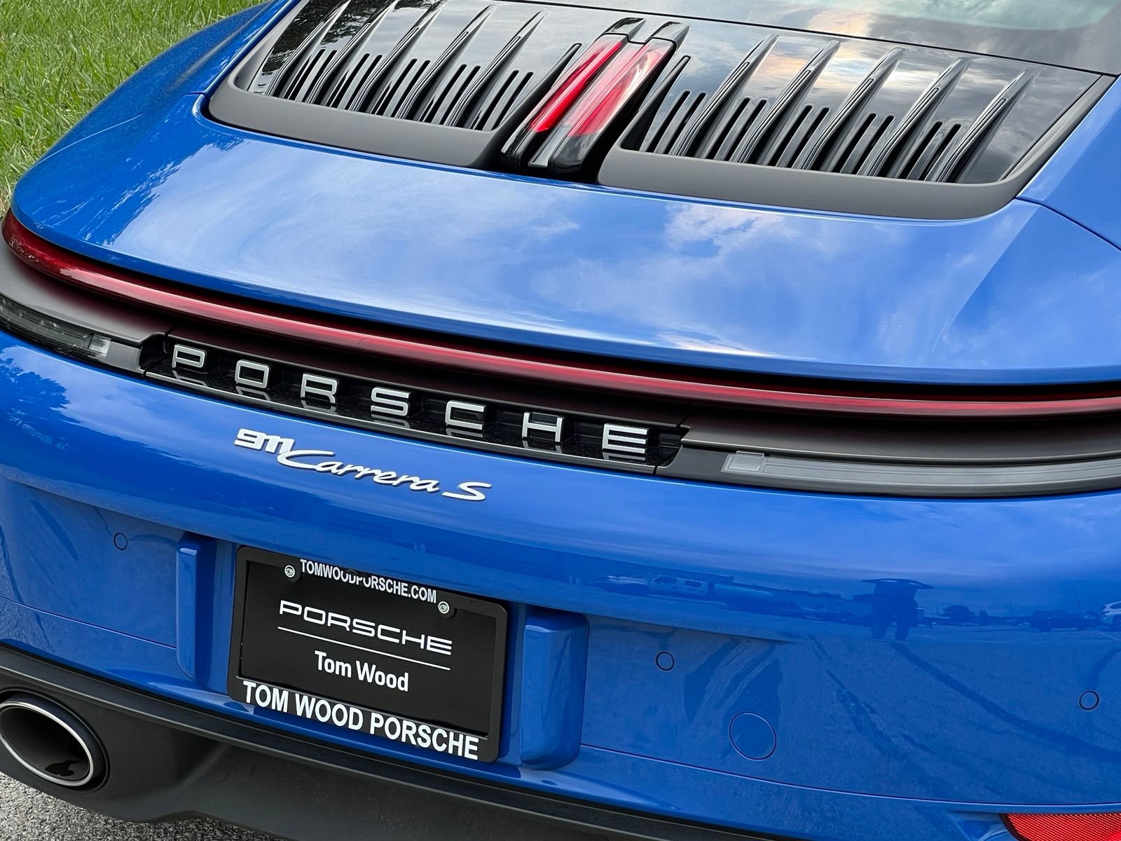 Certified 2025 Porsche 911 Carrera S RWD image 9