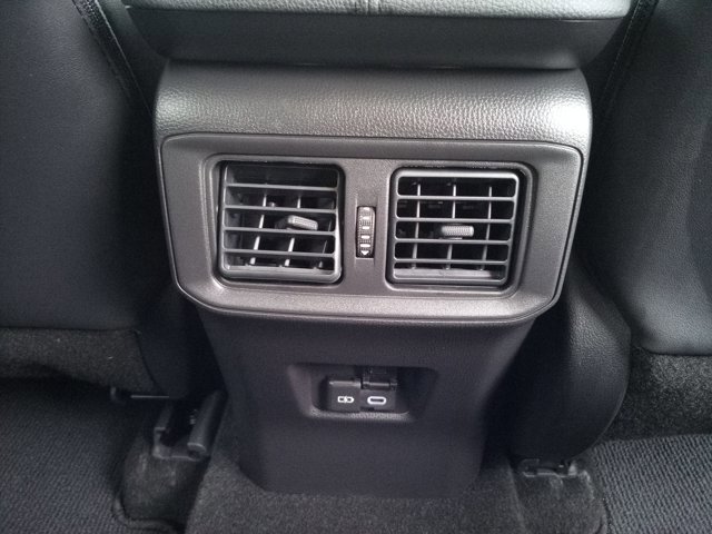 Used 2025 Toyota RAV4 XLE Premium FWD image 17