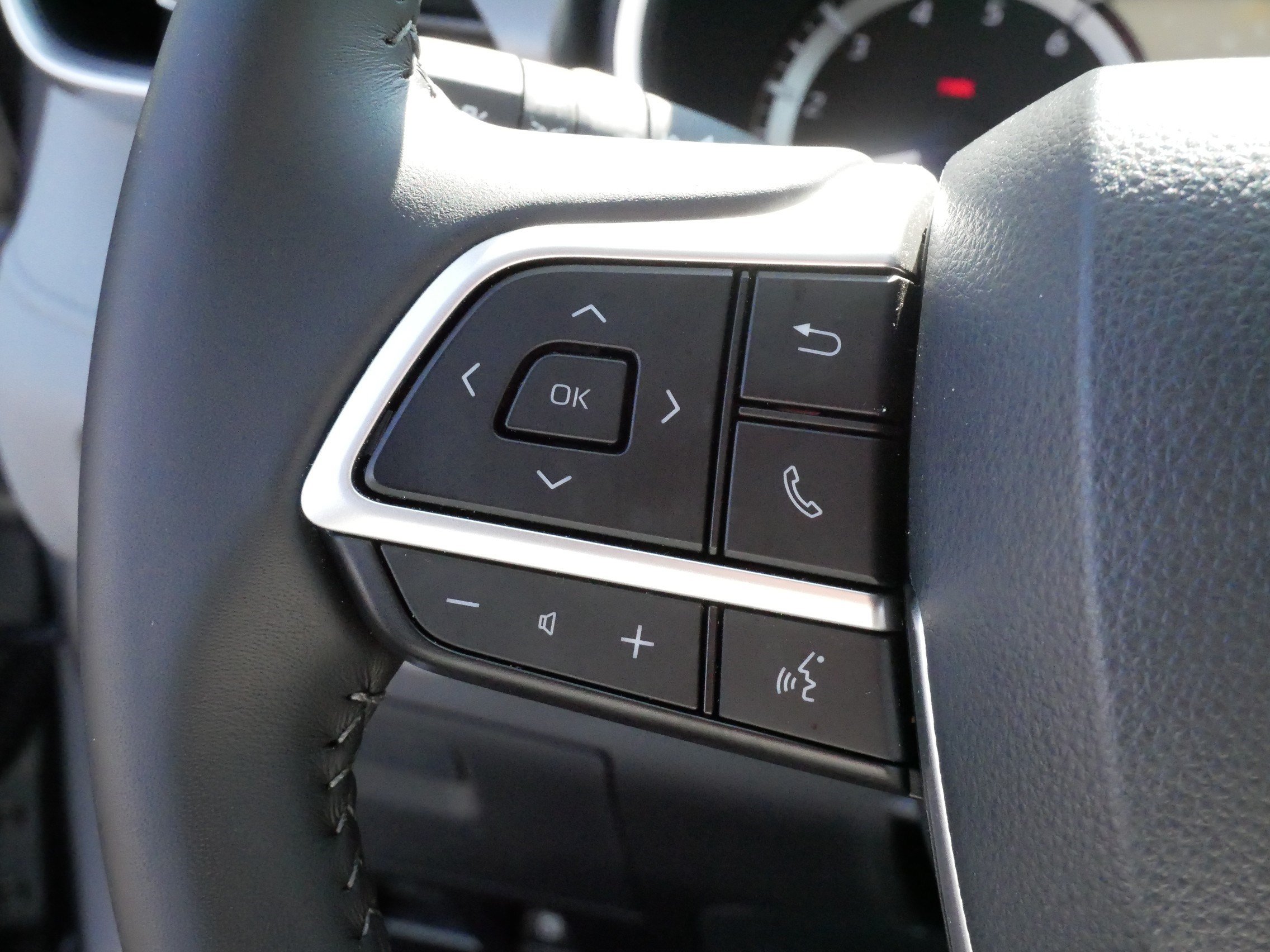 Certified 2026 Toyota Highlander XLE AWD/4WD image 27