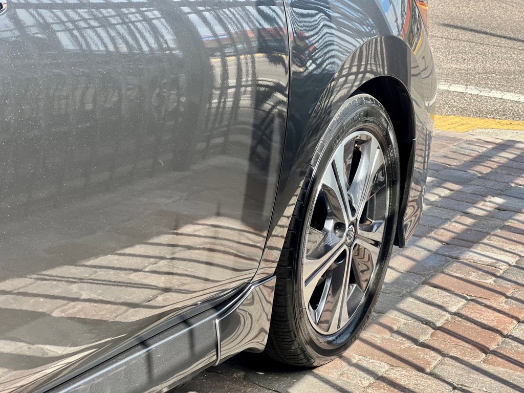 Used 2022 Nissan Leaf SV w/ SV Technology Package image 13