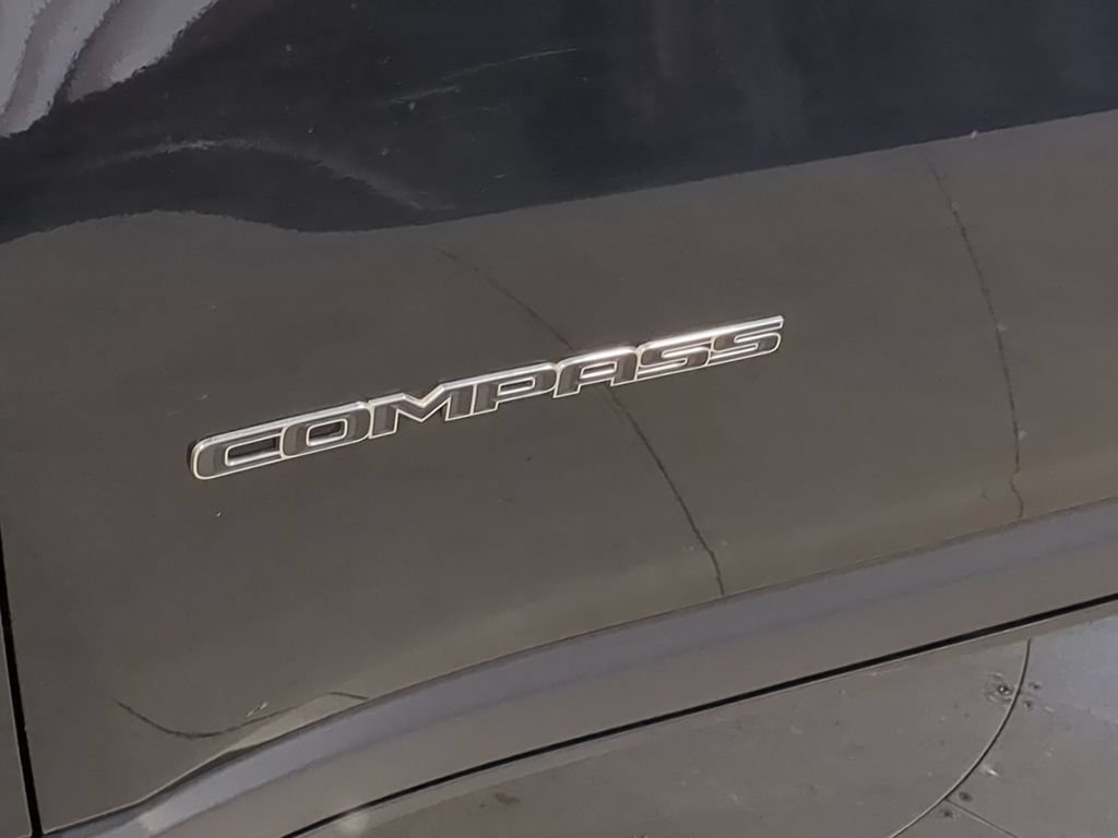 Used 2020 Jeep Compass Limited AWD/4WD image 16