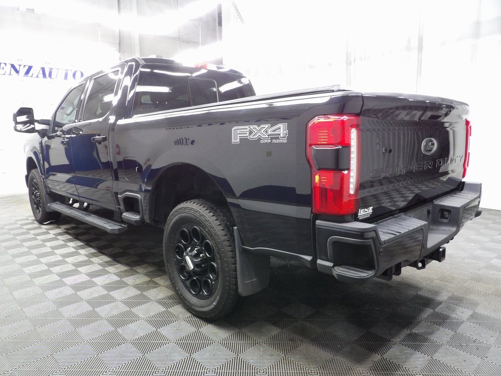 Used 2024 Ford F250 Lariat w/ Black Appearance Package image 5