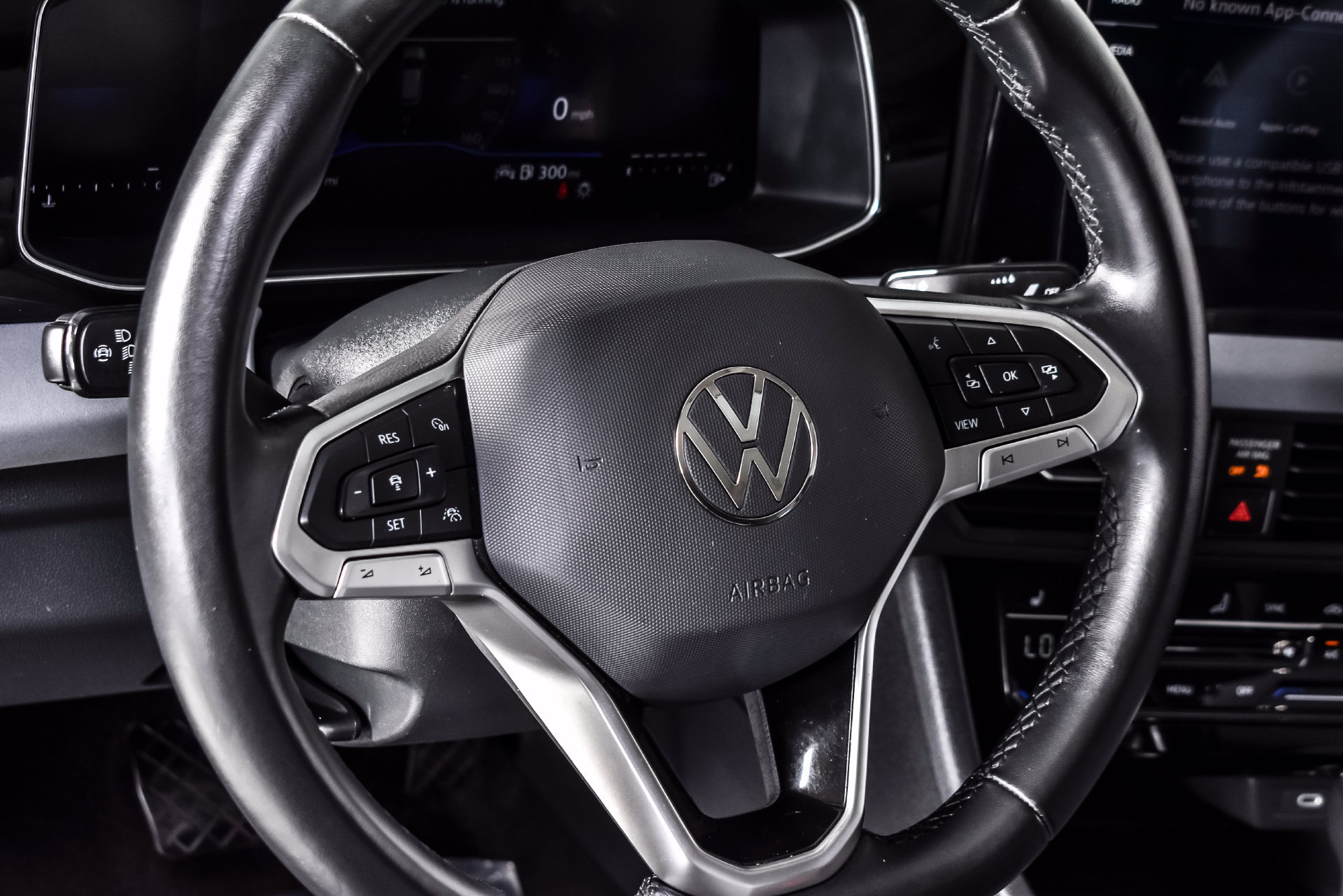 Used 2025 Volkswagen Jetta SE FWD image 16