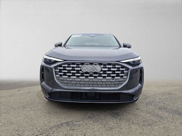 Used 2025 Audi Q5 Premium Plus w/ Premium Plus AWD/4WD image 8