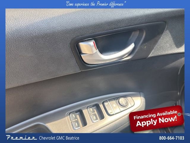 Used 2019 Kia Optima S image 16