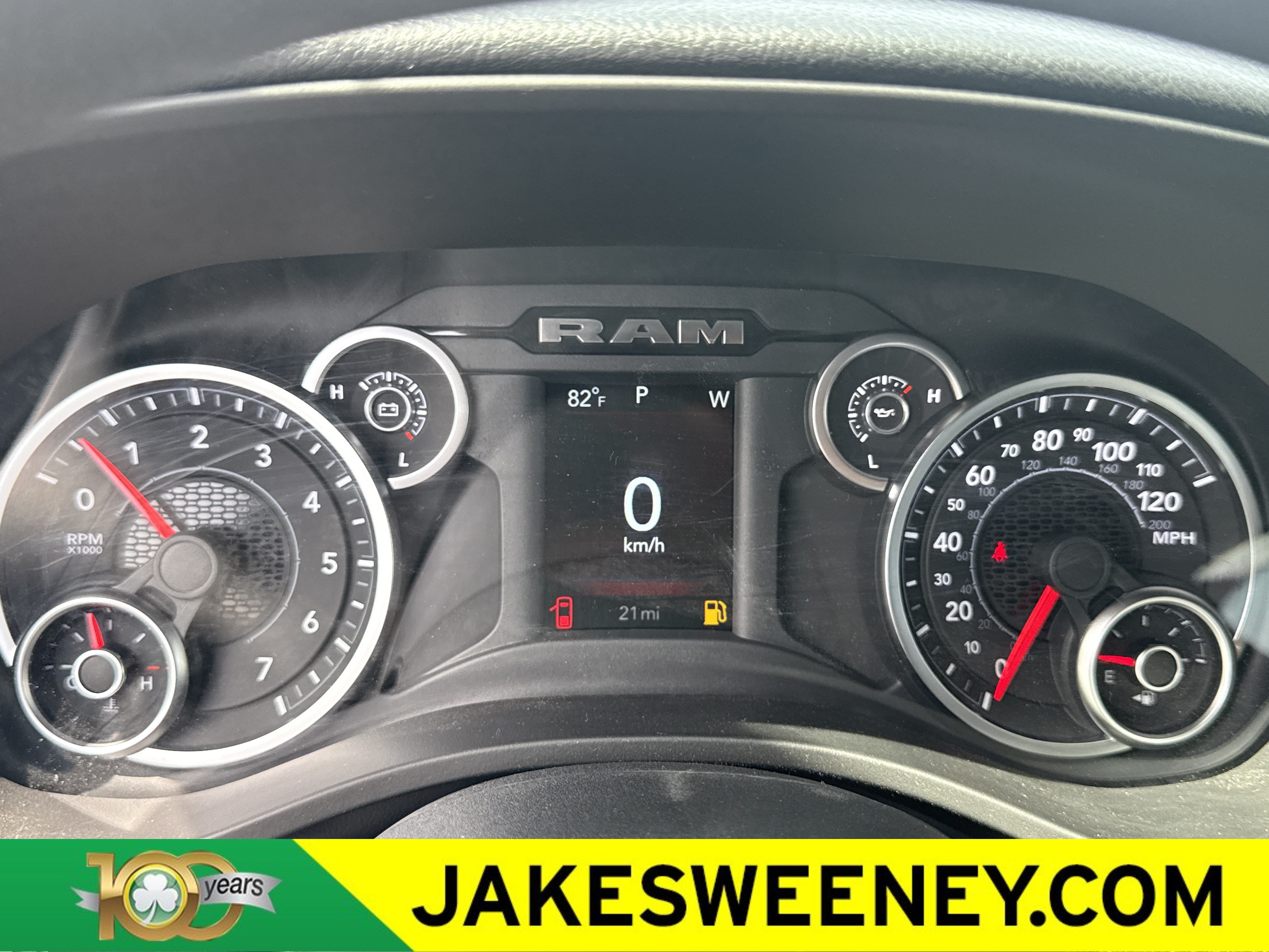 New 2026 RAM 1500 Express AWD/4WD image 19