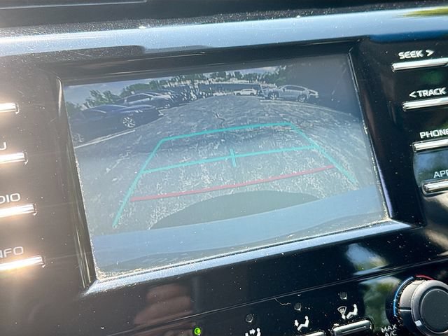 Used 2018 Toyota Camry LE FWD image 18