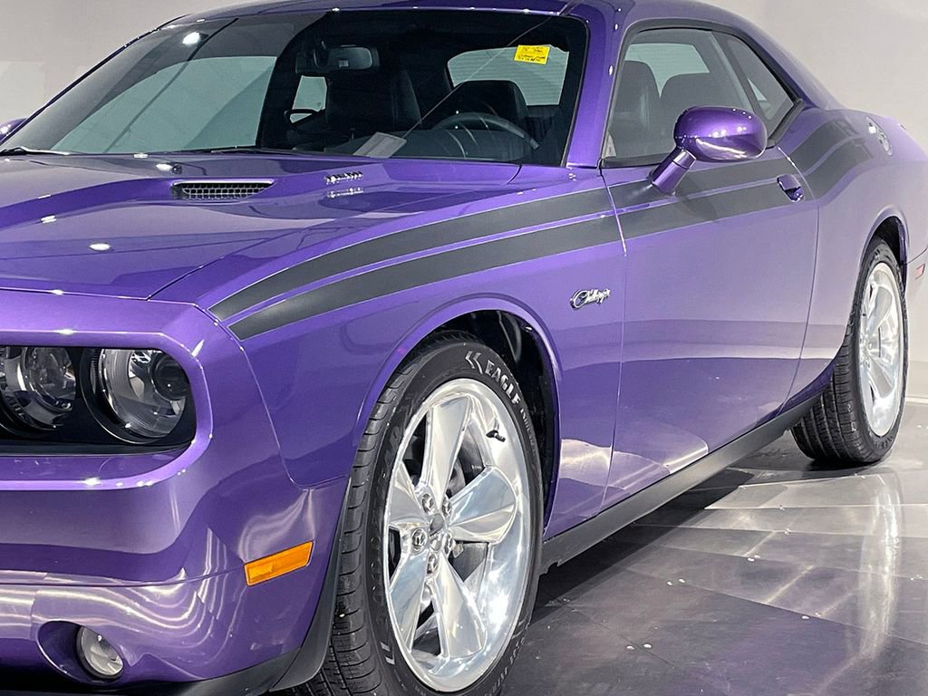 Used 2013 Dodge Challenger R/T image 18