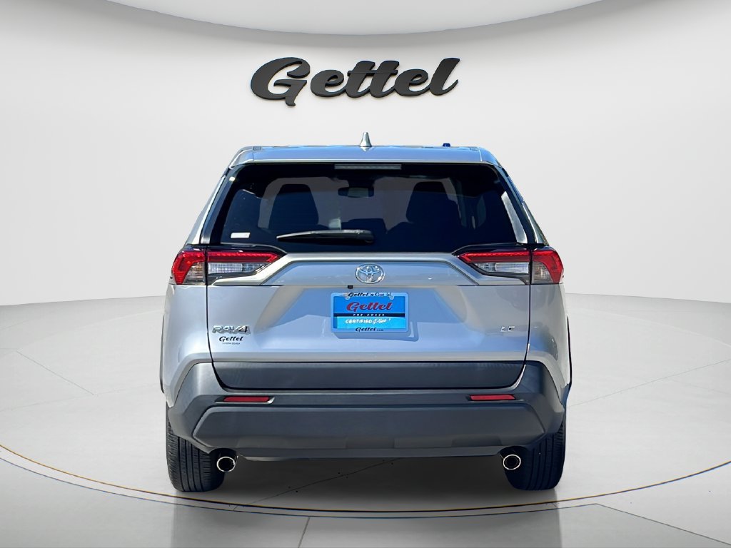 Used 2024 Toyota RAV4 LE FWD image 6