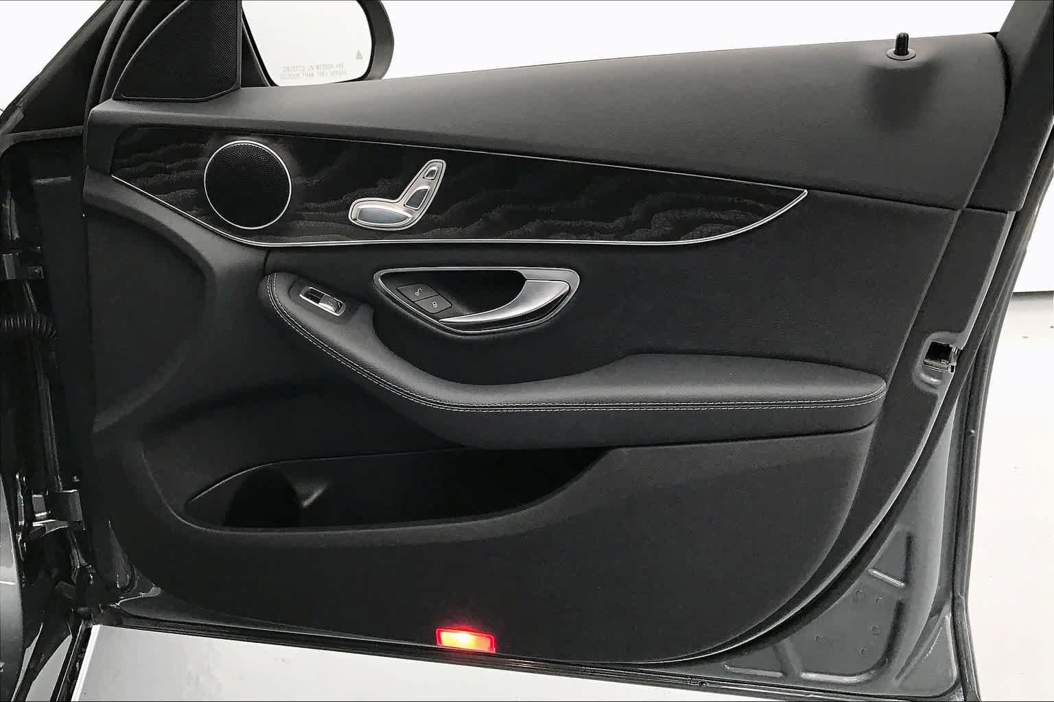 Used 2017 Mercedes-Benz C 300 Sedan image 28
