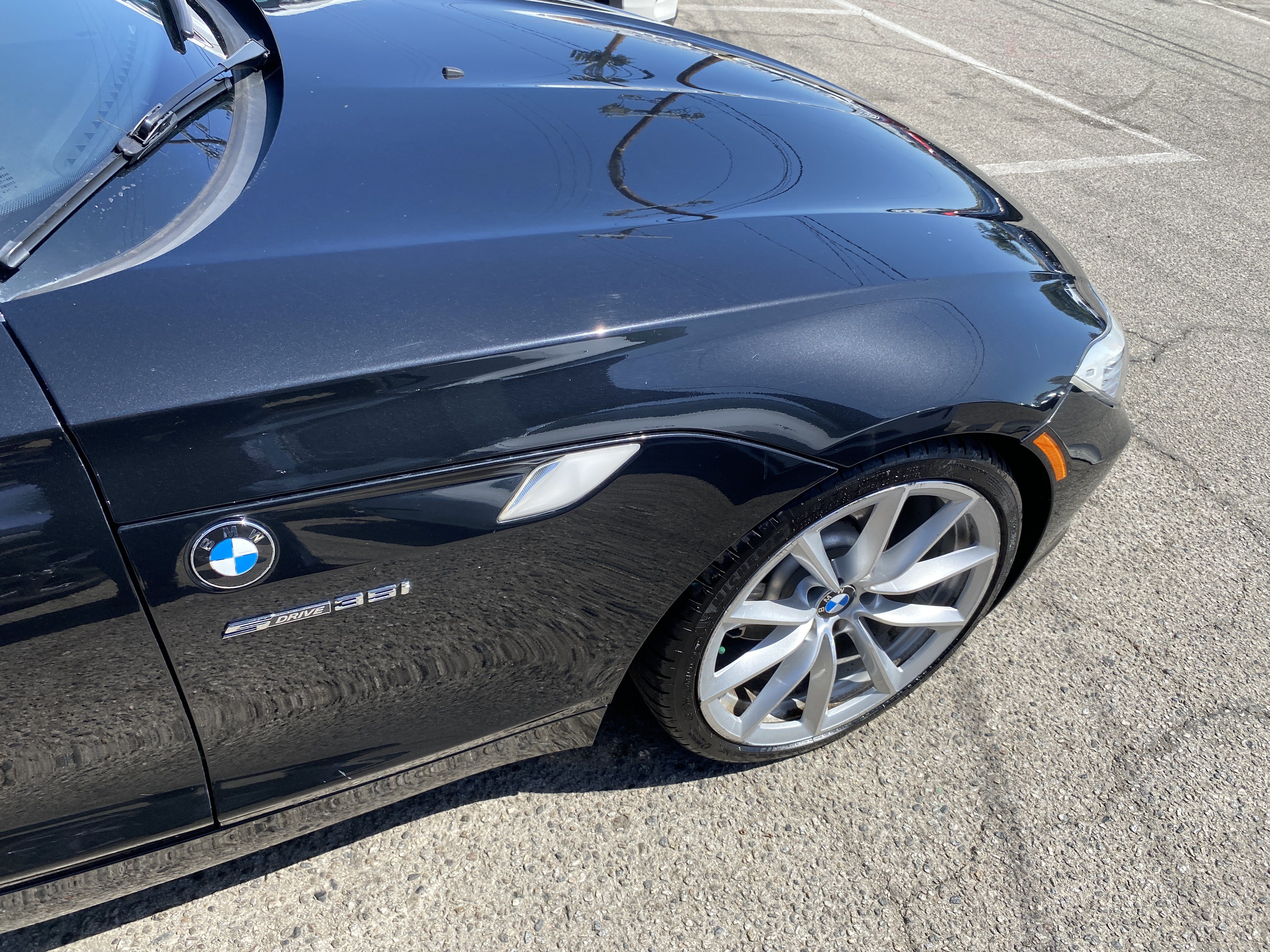 Used 2011 BMW Z4 sDrive35i RWD image 22