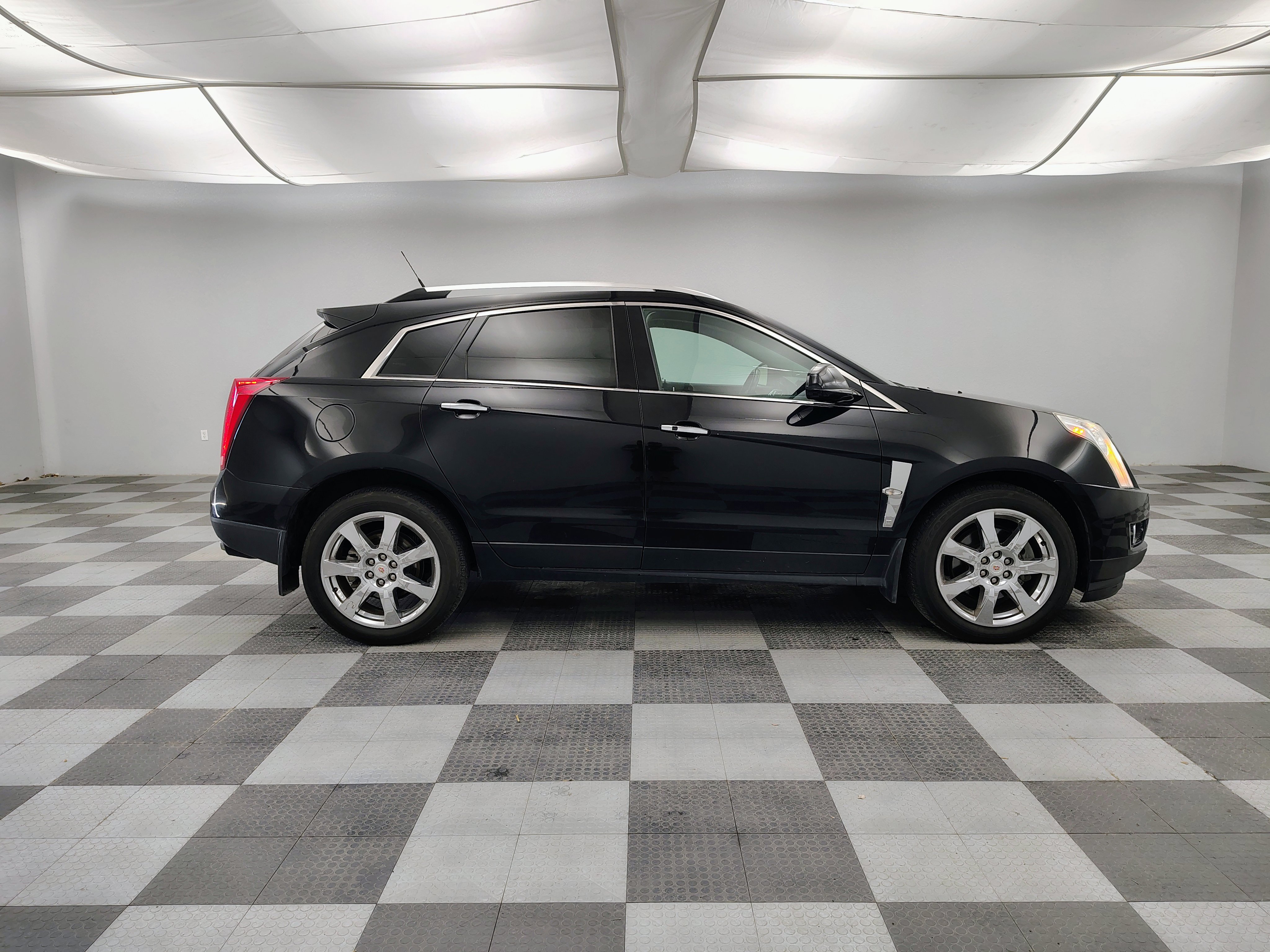 Used 2012 Cadillac SRX Premium AWD/4WD image 6