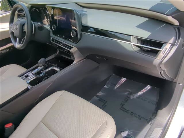 Used 2024 Lexus RX 350 FWD image 21