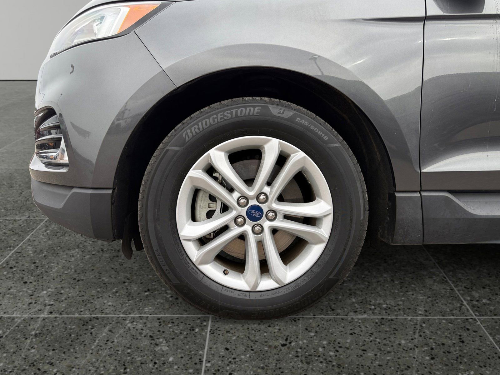 Used 2020 Ford Edge SEL image 19