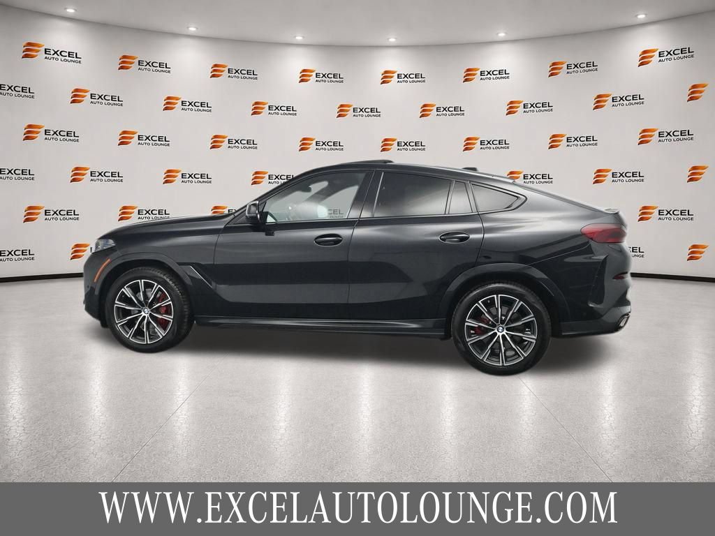 Used 2024 BMW X6 xDrive40i w/ Premium Package AWD/4WD image 2