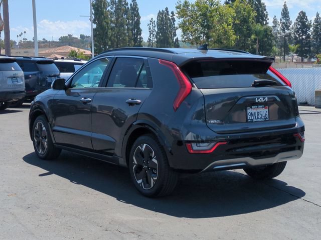 Certified 2024 Kia Niro Wave FWD image 5