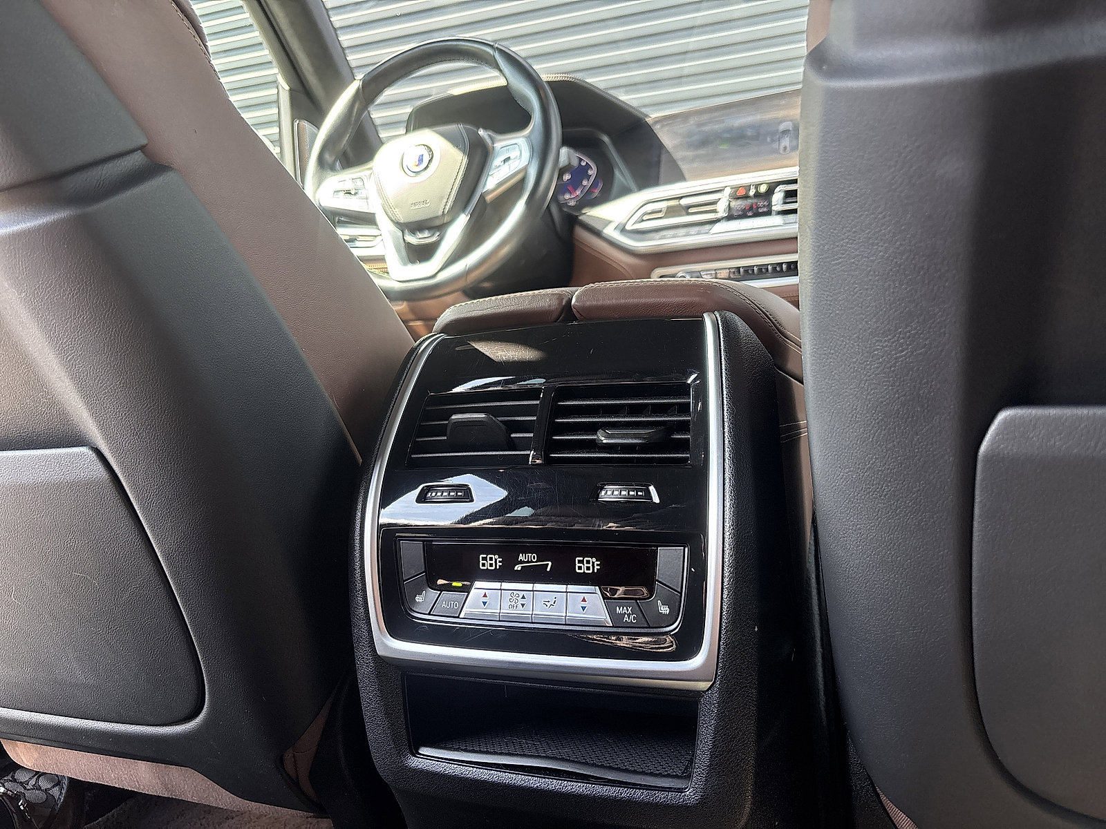 Used 2022 BMW ALPINA XB7 image 19