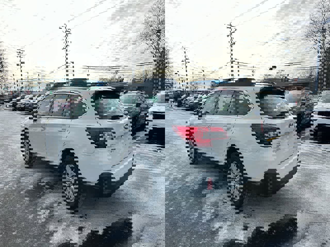 Used 2019 Subaru Outback 2.5i image 11