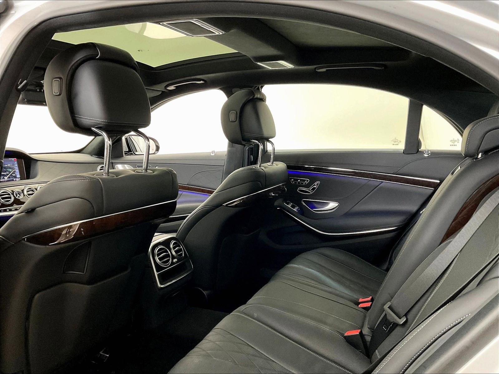 Certified 2020 Mercedes-Benz S 560 4MATIC Sedan image 5