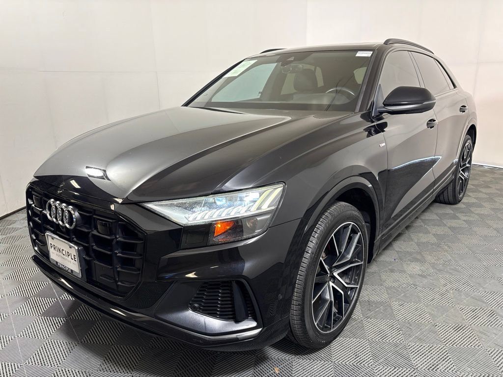 Used 2021 Audi Q8 Premium Plus w/ Premium Plus Package AWD/4WD image 2