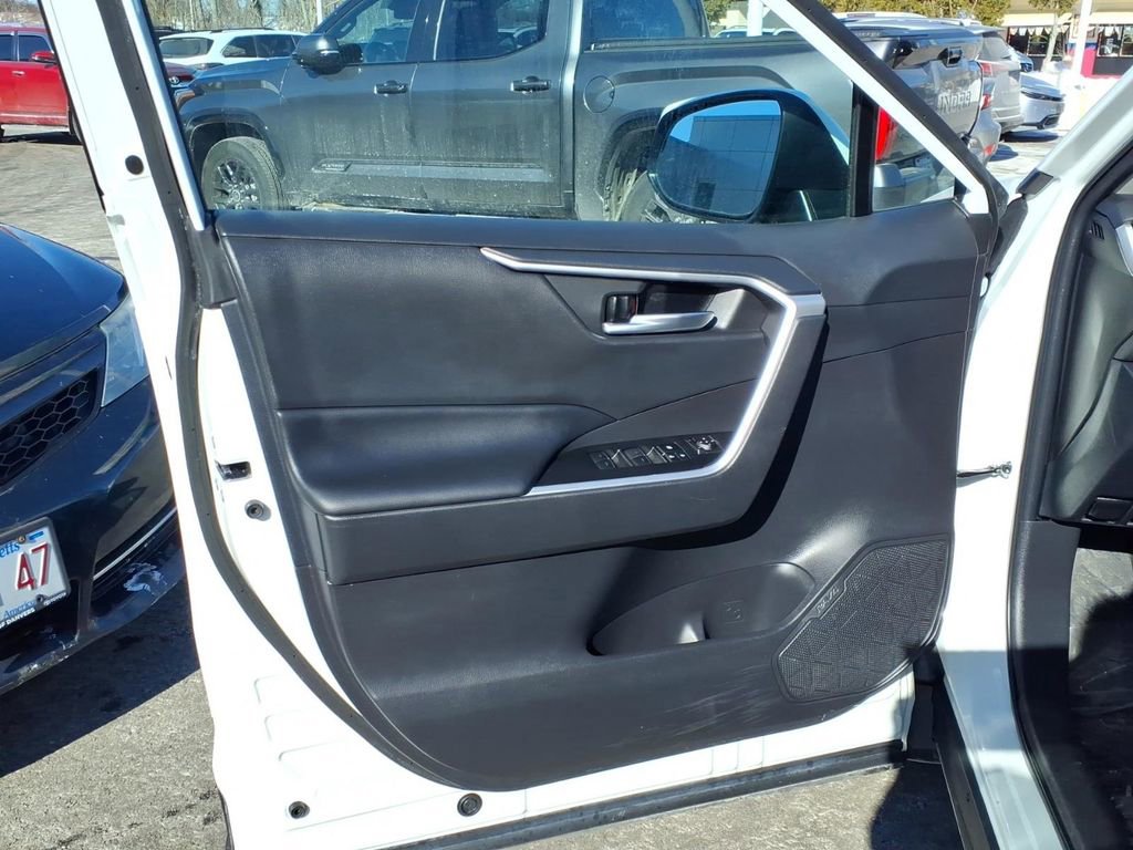 Certified 2023 Toyota RAV4 XLE w/ Convenience Package image 14