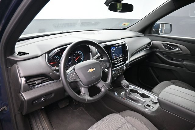 Used 2023 Chevrolet Traverse LT FWD image 15