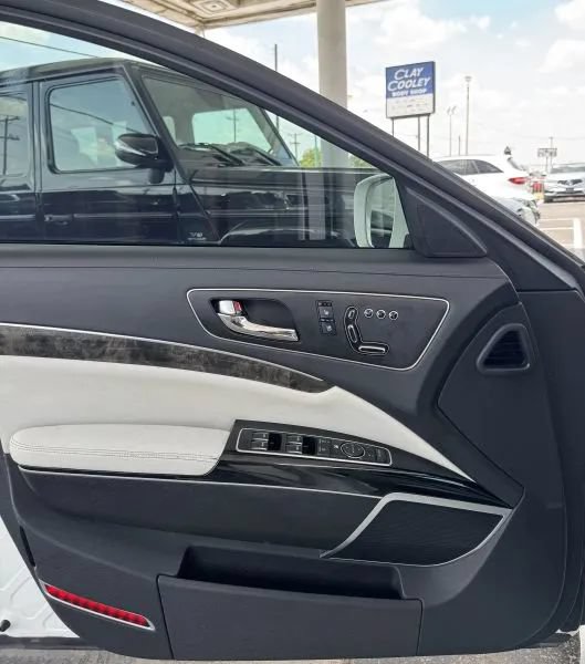 Used 2015 Kia K900 Luxury RWD image 18