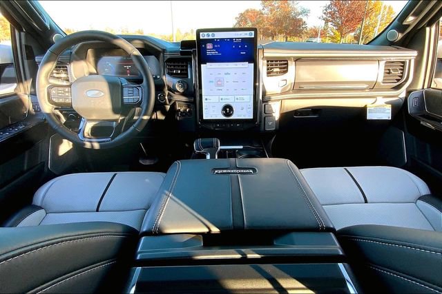 New 2023 Ford F150 Lightning Platinum image 5