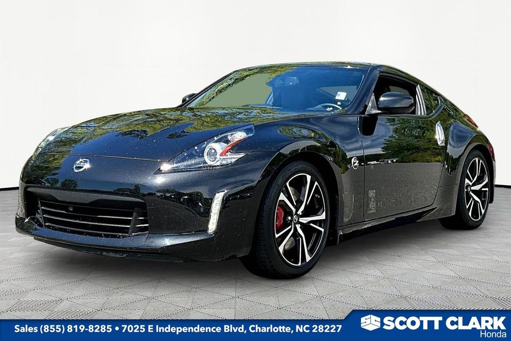 Used 2020 Nissan 370Z Touring Sport image 3